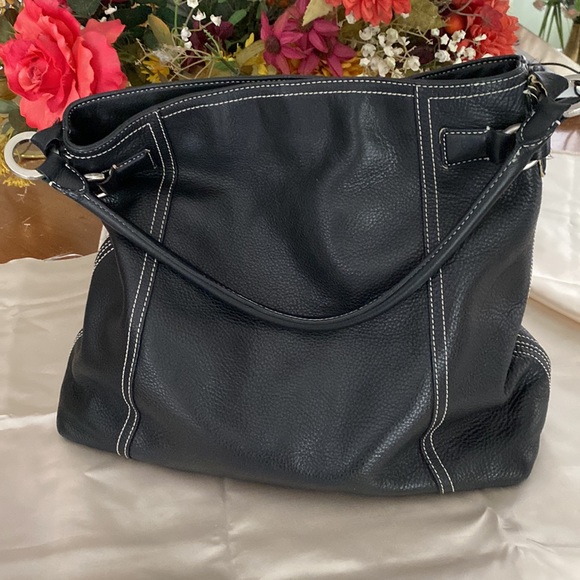 Genuine black leather , shoulder bag. - Picture 2 of 14
